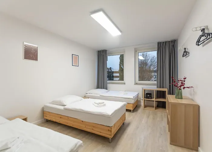 T&k 6 And 10 In For Big Groups 22min To Fair Dus Apartament *