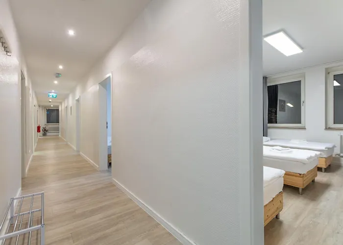 T&k 6 And 10 In For Big Groups 22min To Fair Dus Apartament *