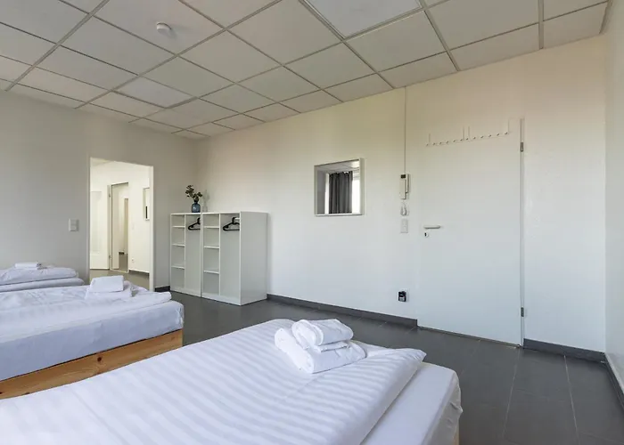 T&k 6 And 10 In For Big Groups 22min To Fair Dus Apartament *